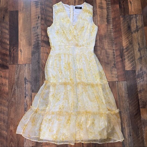 Lauren By Ralph Lauren beautiful Womens Romantic Flowy Lined Yellow Size 8 - Picture 1 of 6